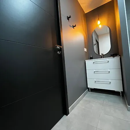 Oléron à 50m De La *