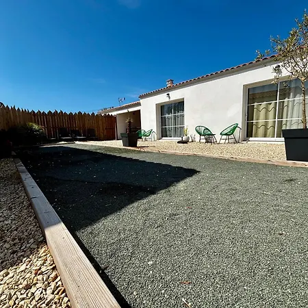 Oleron A 50m De La La Bree-les-Bains